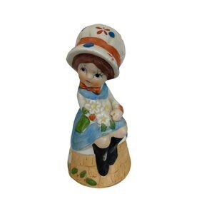 Vintage Jasco Bell Bonnet Girl Flowers Cat Kitty 5" 1978 Taiwan‎